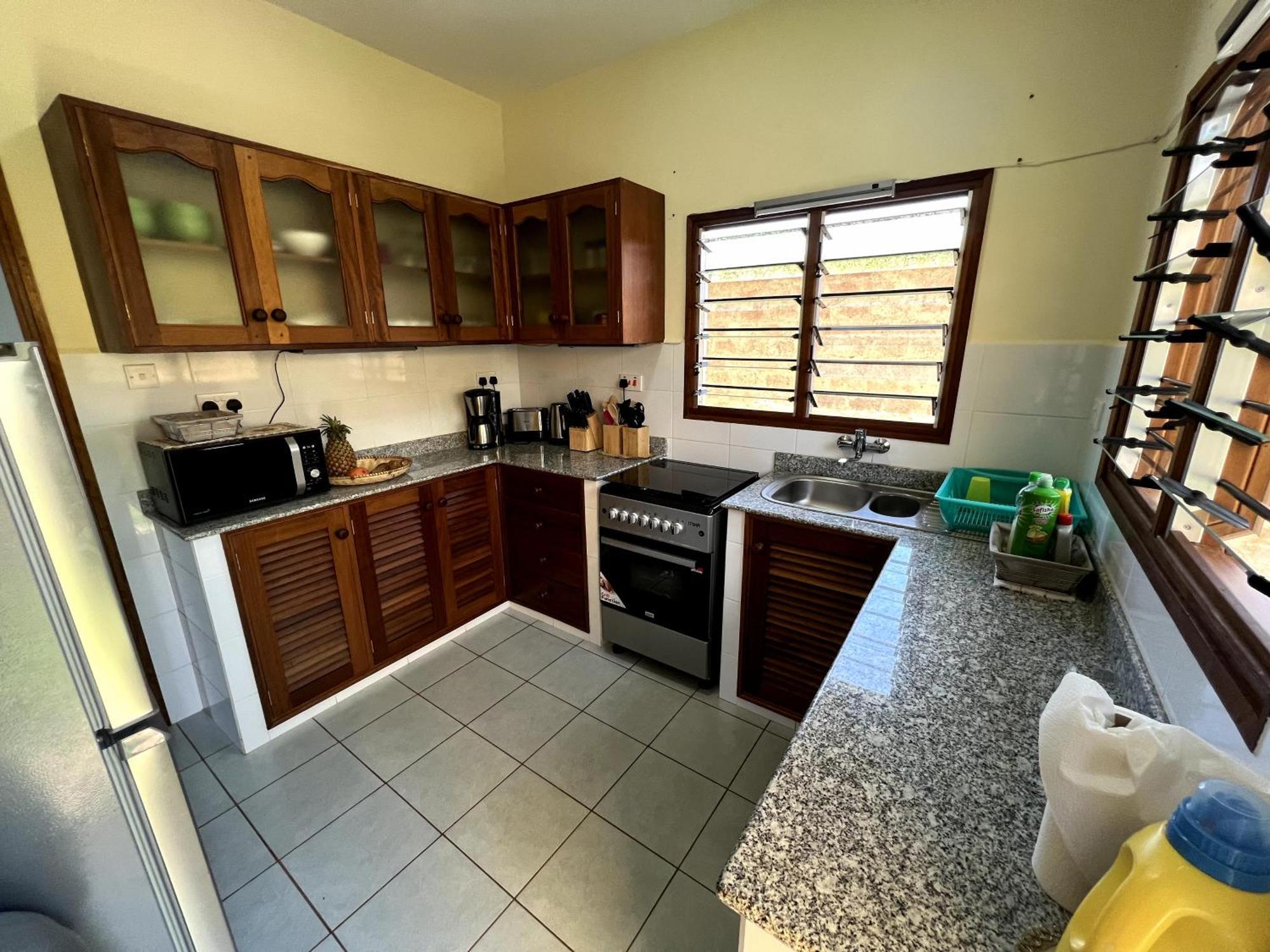 Paradiesische Villa Maisha Mazuri Mit Pool. Terrasse Und Personal شاطئ دياني المظهر الخارجي الصورة